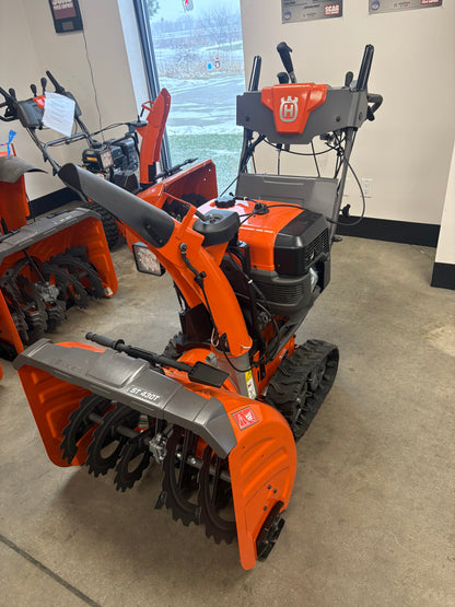 Husqvarna ST430T (30") 420cc Two-Stage Hydro Track Driven Snow Blower w/ EFI Engine (Scratch & Dent/Full Warranty)