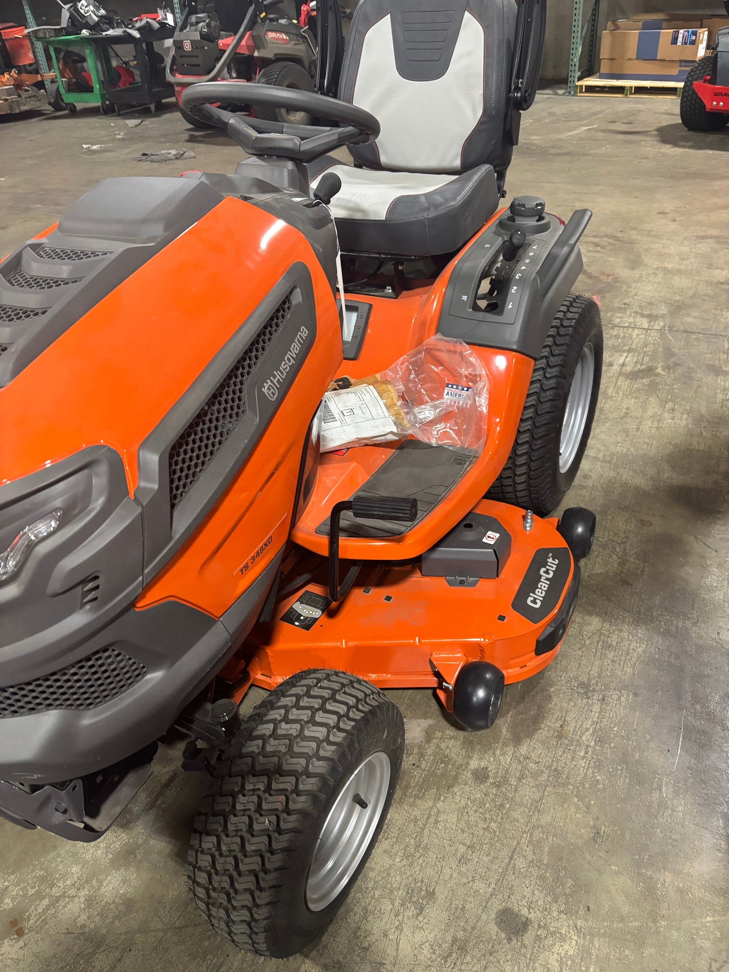 Husqvarna TS 348XD (48") 24HP Kawasaki Garden Tractor w/ Locking Diff (Scratch & Dent/Full Warranty)