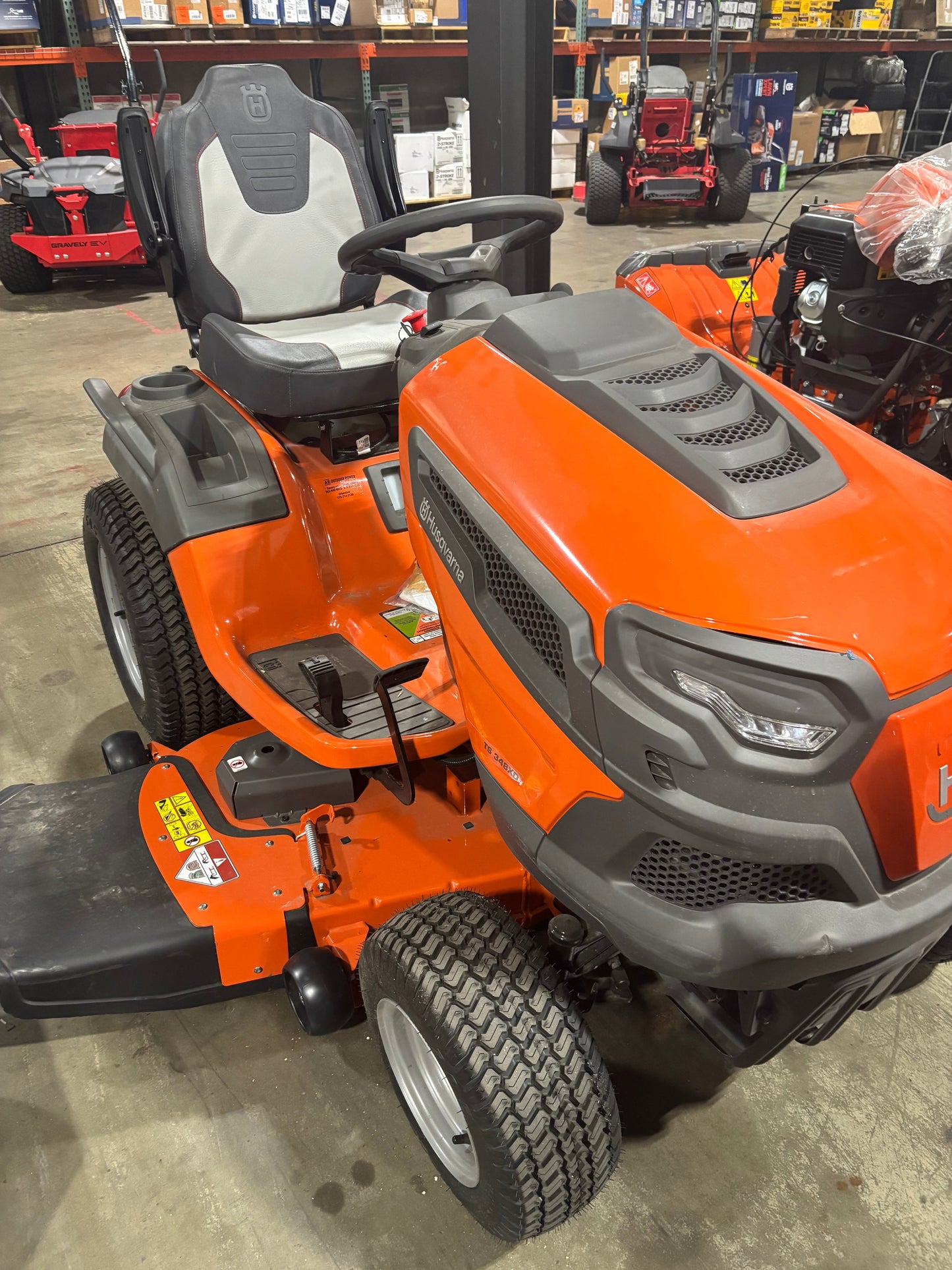 Husqvarna TS 348XD (48") 24HP Kawasaki Garden Tractor w/ Locking Diff (Scratch & Dent/Full Warranty)