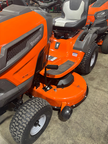 Husqvarna TS 146 (46") 22HP Briggs Lawn Tractor 960430346 (Scratch & Dent/Full Warranty)